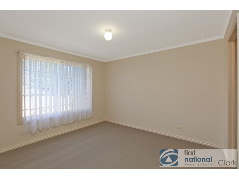 1/19 Janette Close, Warragul VIC 3820