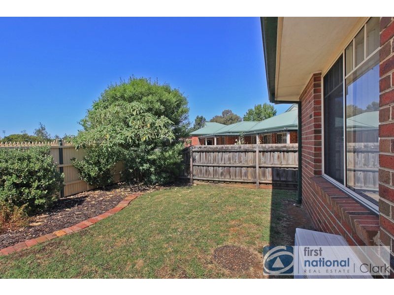 1/19 Janette Close, Warragul VIC 3820