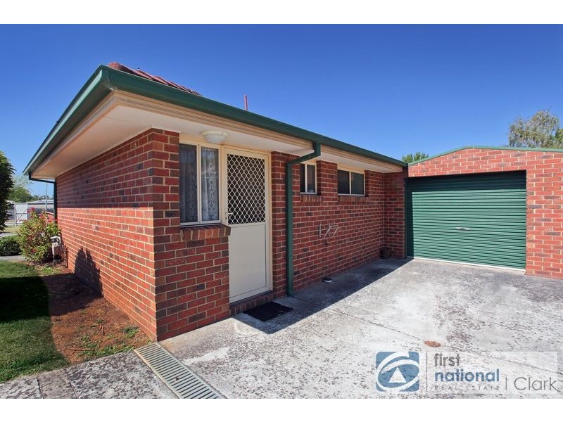 1/19 Janette Close, Warragul VIC 3820