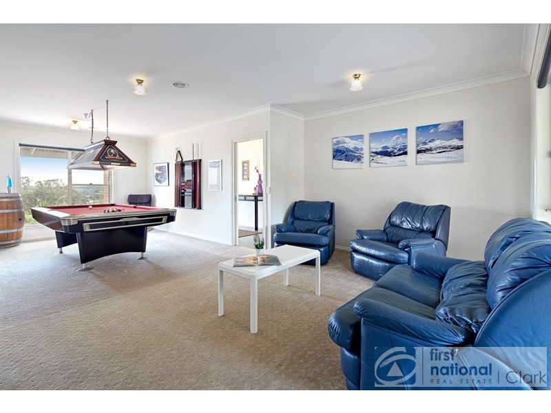 60 Kamanari Court, Drouin VIC 3818