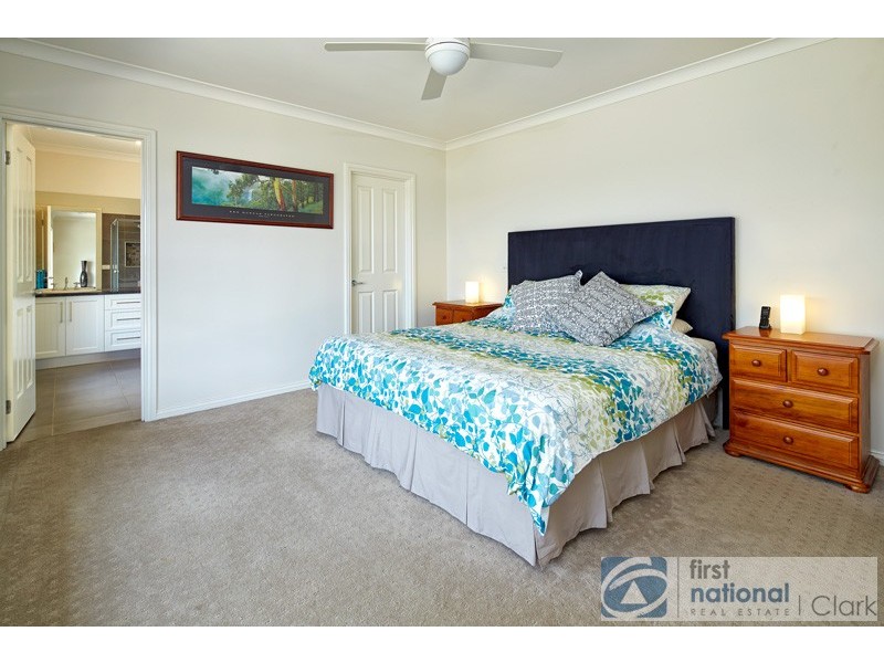 60 Kamanari Court, Drouin VIC 3818