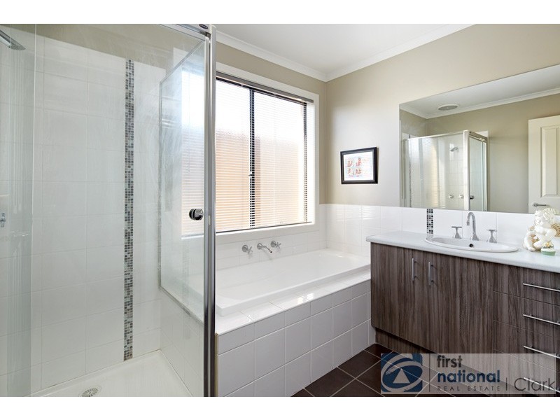 10 Glendon Drive, Warragul VIC 3820