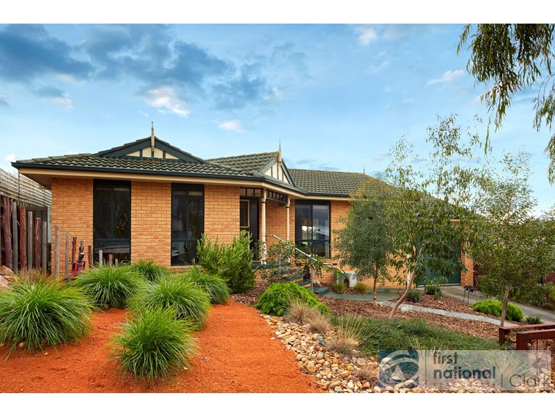 15 Myrtle Crescent, Warragul VIC 3820