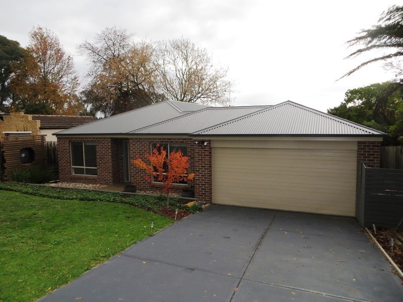 21 Hearn Street, Drouin VIC 3818