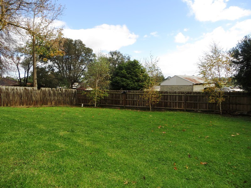 21 Hearn Street, Drouin VIC 3818