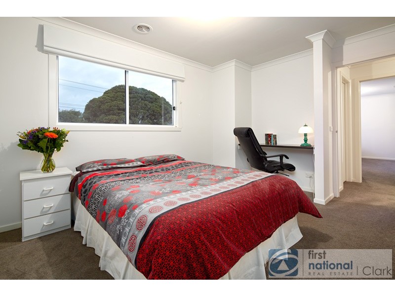 11 Fairchild Street, Drouin VIC 3818