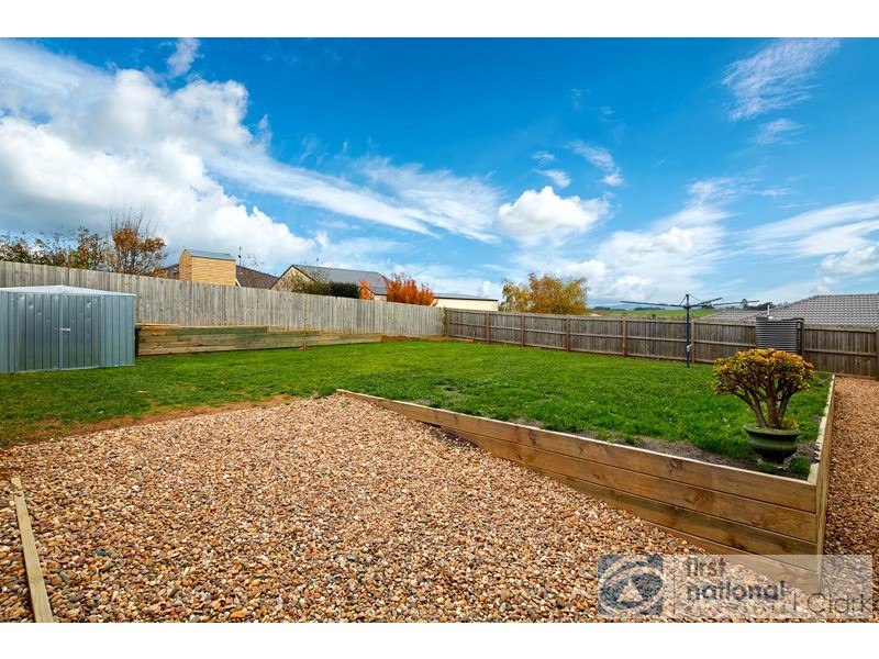 11 Atkinson Court, Warragul VIC 3820