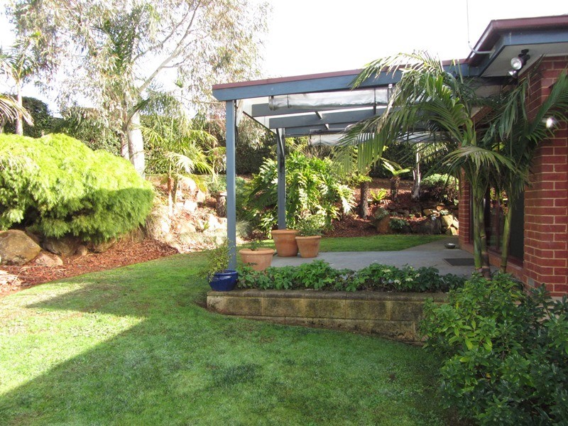 4 Nicolas Court, Warragul VIC 3820