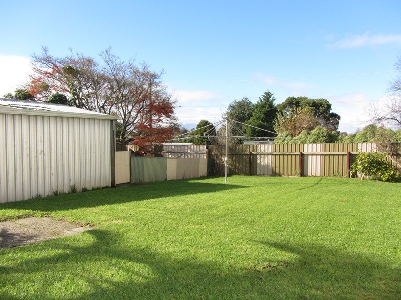 2 Fenton Street, Warragul VIC 3820