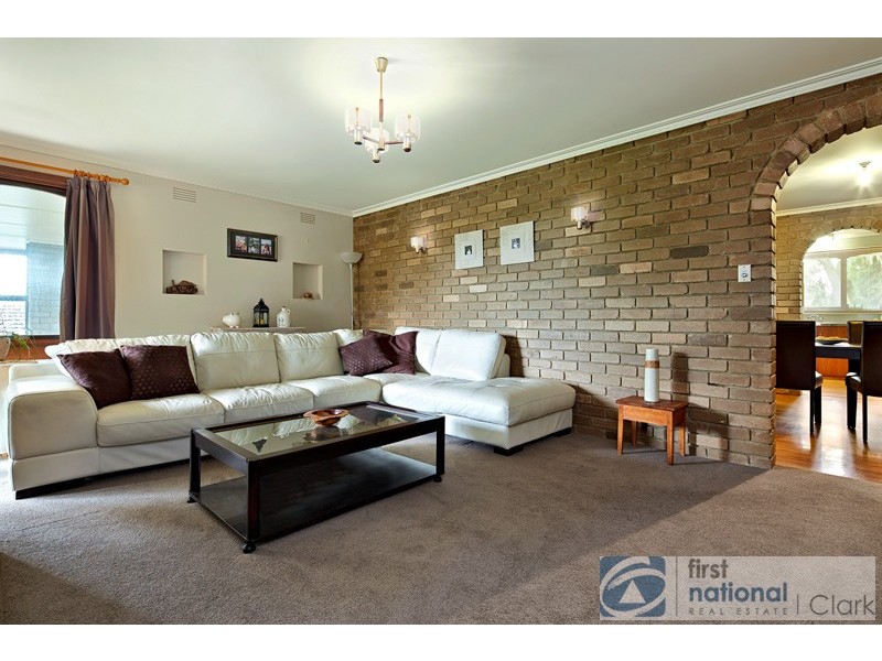 6 Hillandale Road, Warragul VIC 3820