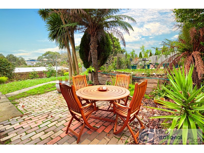 6 Hillandale Road, Warragul VIC 3820