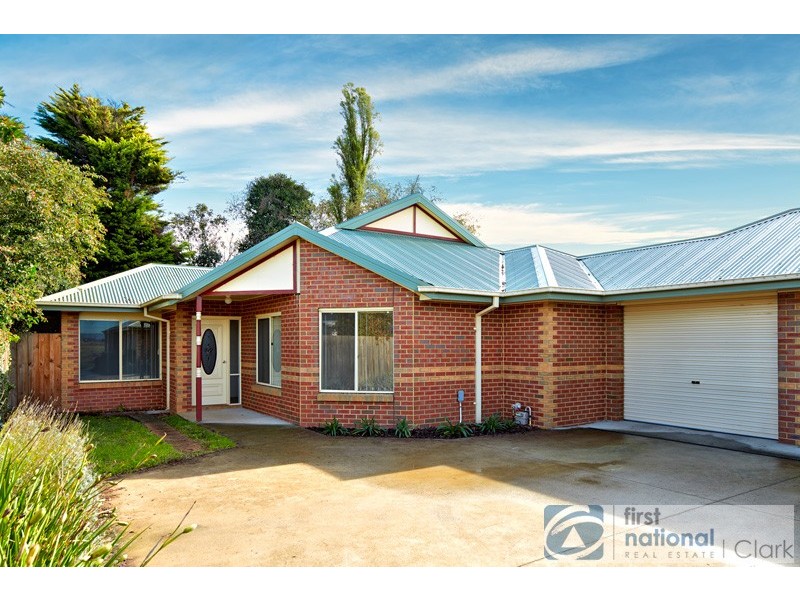 2/33 Rollo Street, Yarragon VIC 3823