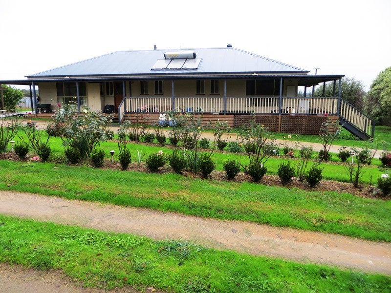 272 Williamsons Road, Nilma North VIC 3821
