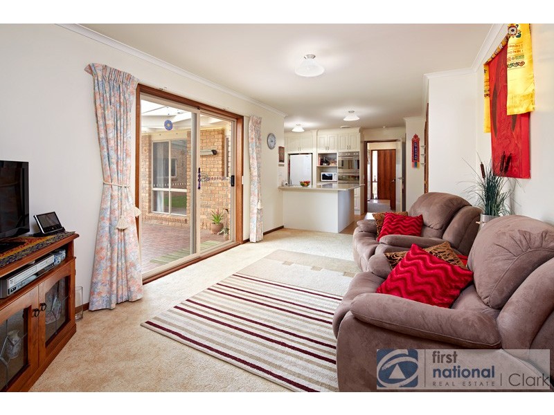 7 Calway street, Drouin VIC 3818
