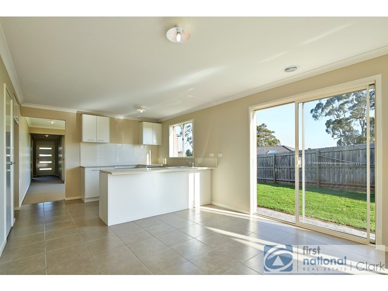 327 Settlement Road, Drouin VIC 3818