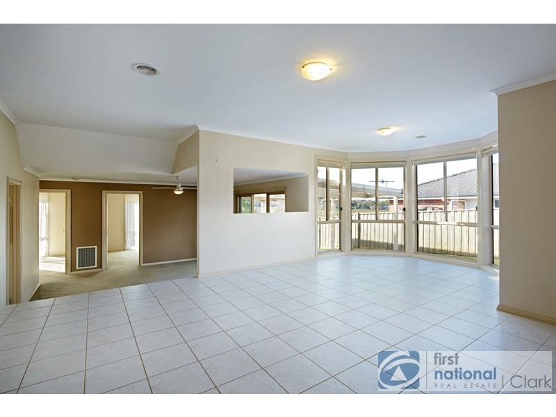 23 Hamilton Drive, Warragul VIC 3820