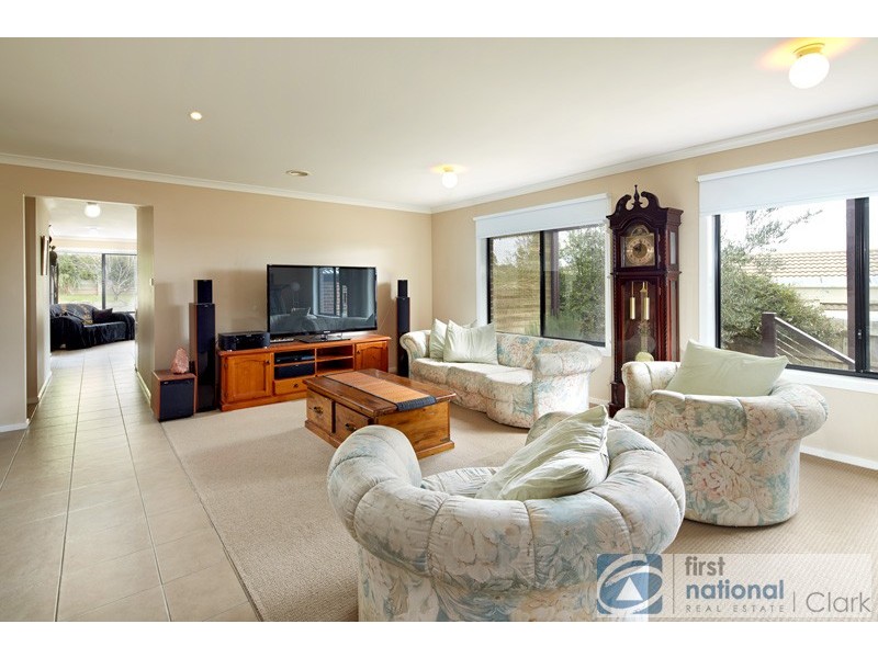 23 Claudia Crescent, Drouin VIC 3818