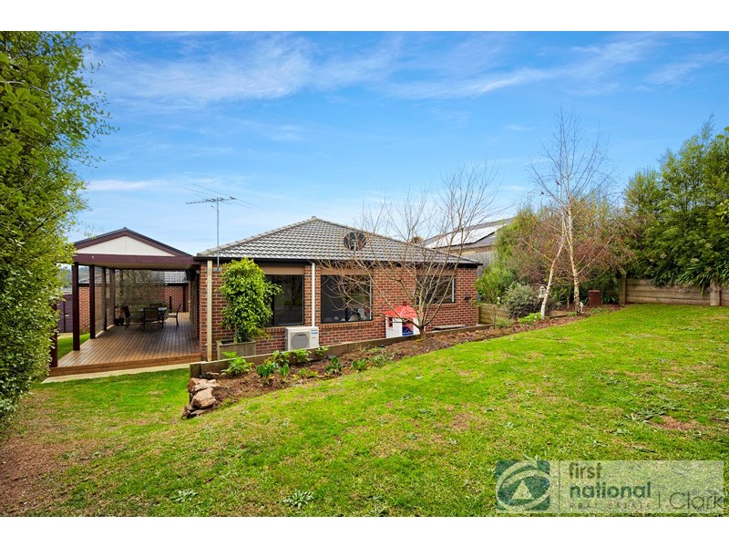 23 Claudia Crescent, Drouin VIC 3818