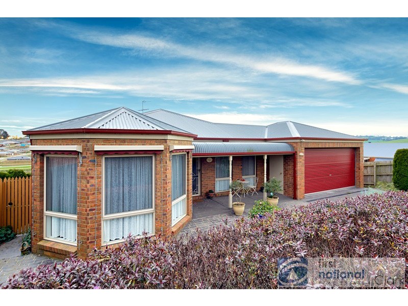 47 Walker Drive, Drouin VIC 3818