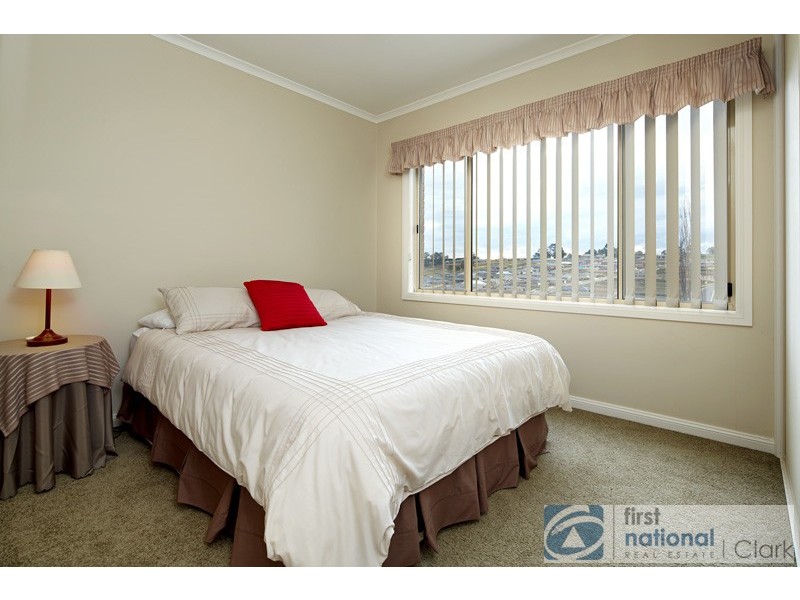 47 Walker Drive, Drouin VIC 3818