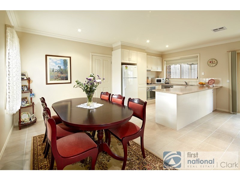 14/13 Wood Street, Drouin VIC 3818