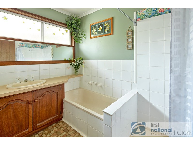 3/18 Hopetoun Road, Drouin VIC 3818