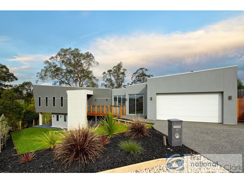 6 Archer Court, Drouin VIC 3818