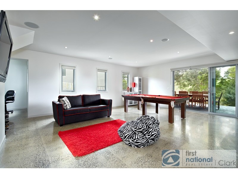 6 Archer Court, Drouin VIC 3818