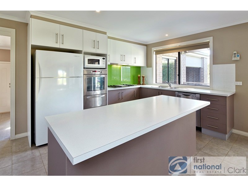 17 Glendon Drive, Warragul VIC 3820