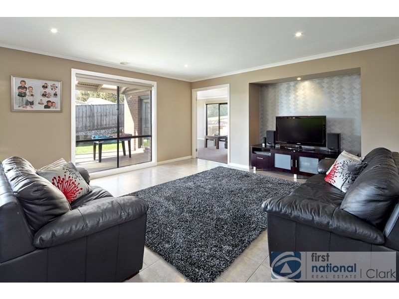 17 Glendon Drive, Warragul VIC 3820