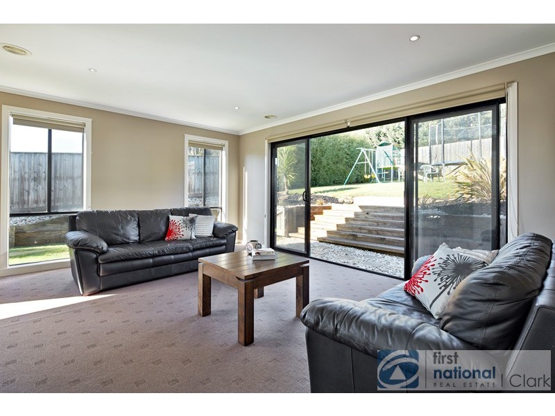 17 Glendon Drive, Warragul VIC 3820