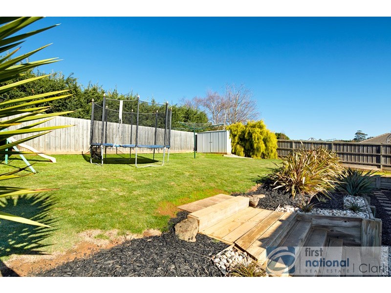 17 Glendon Drive, Warragul VIC 3820