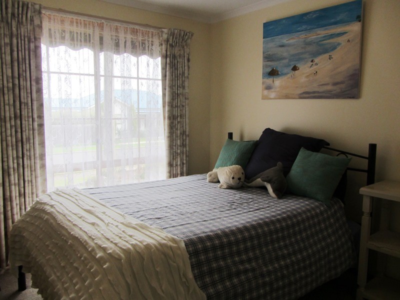 26 Acacia Street, Drouin VIC 3818