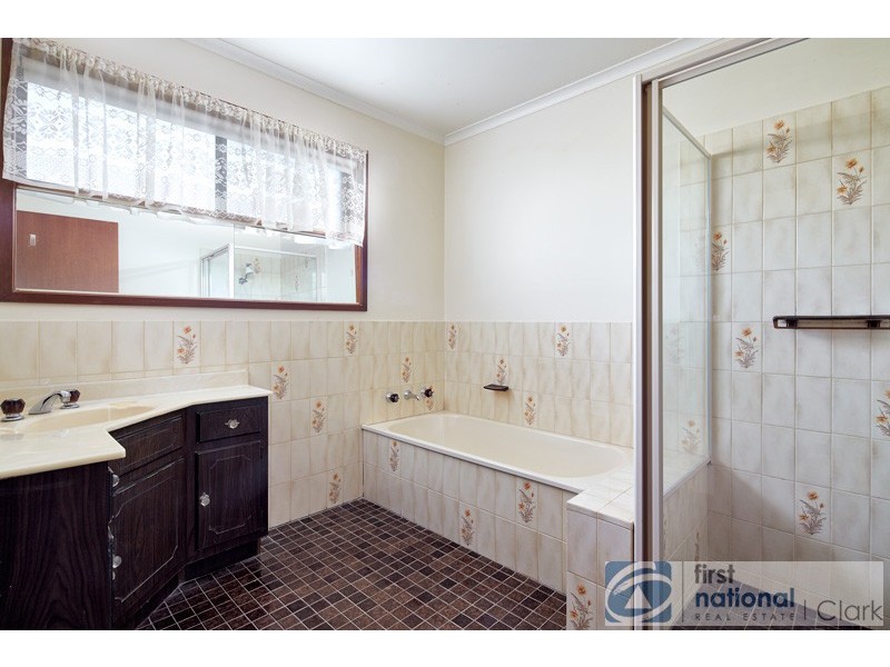 9 Earl Court, Warragul VIC 3820