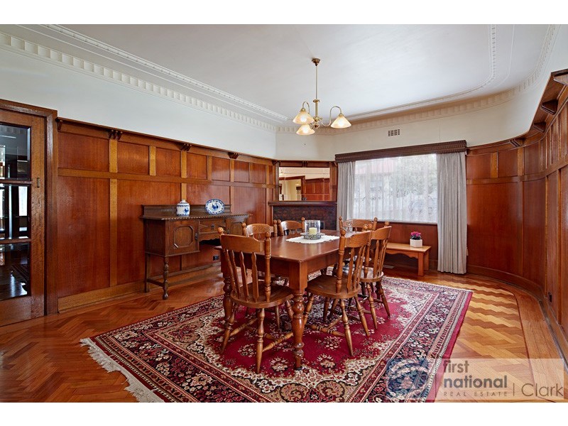 24 Clifford Street, Warragul VIC 3820