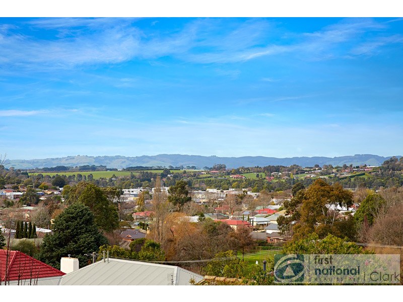 24 Clifford Street, Warragul VIC 3820