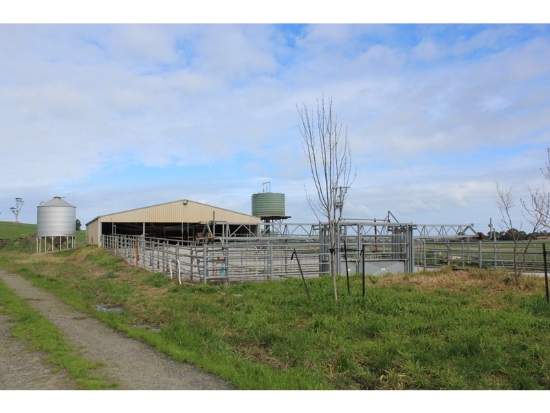 Edgars Road & AR Gardner Road, Longwarry VIC 3816