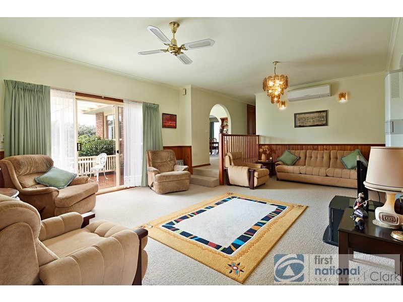 64 Stoddarts Road, Warragul VIC 3820