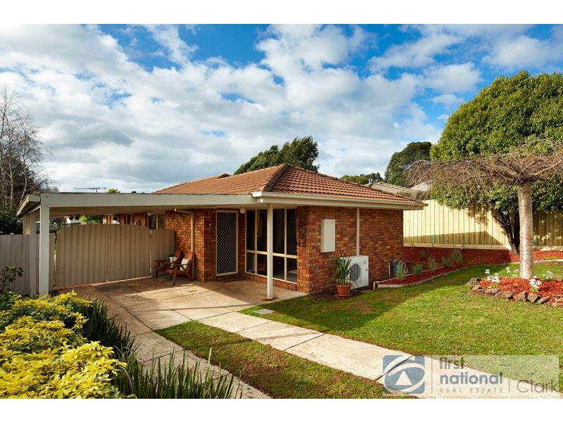 5 Helen Street, Drouin VIC 3818