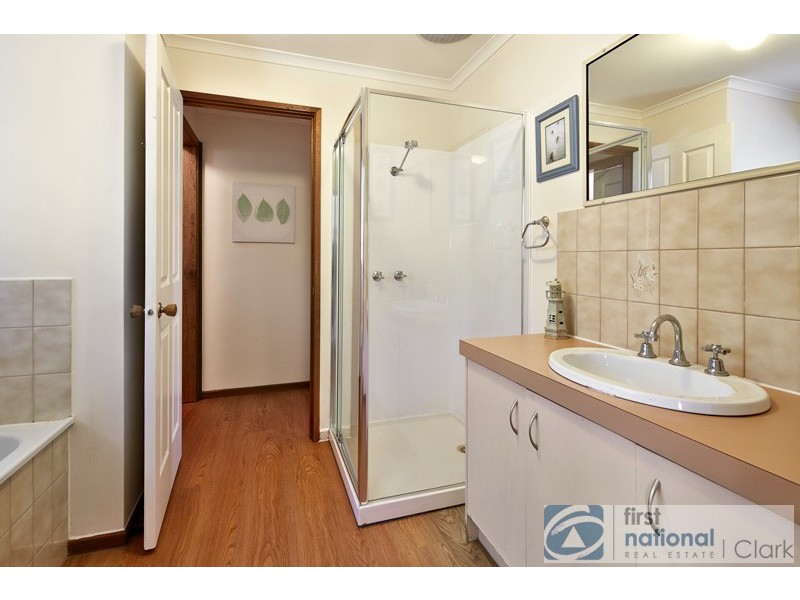 5 Helen Street, Drouin VIC 3818