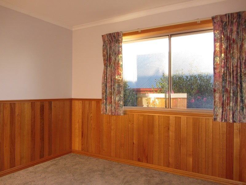 15 Wallace Crescent, Drouin VIC 3818