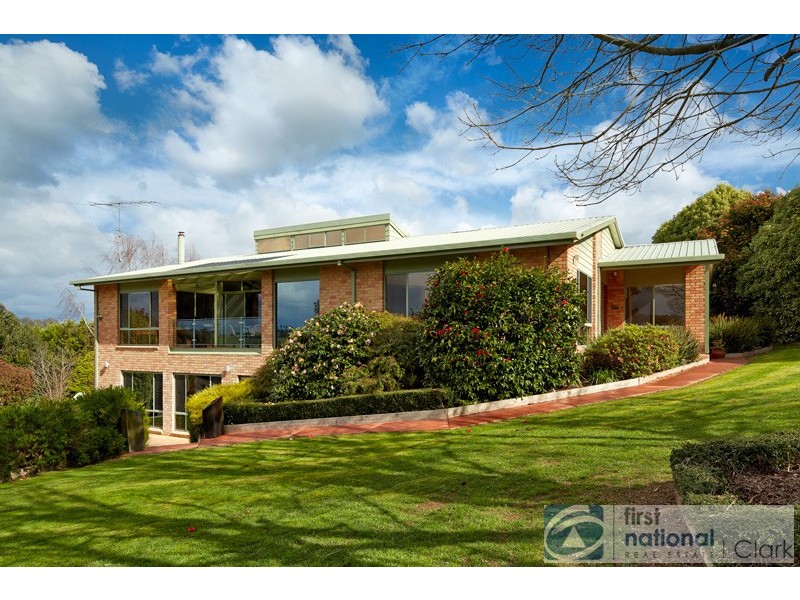11 Greenland Drive, Drouin VIC 3818