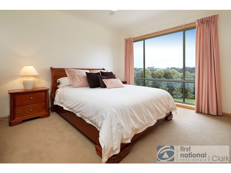 11 Greenland Drive, Drouin VIC 3818
