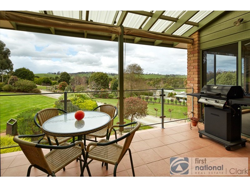 11 Greenland Drive, Drouin VIC 3818