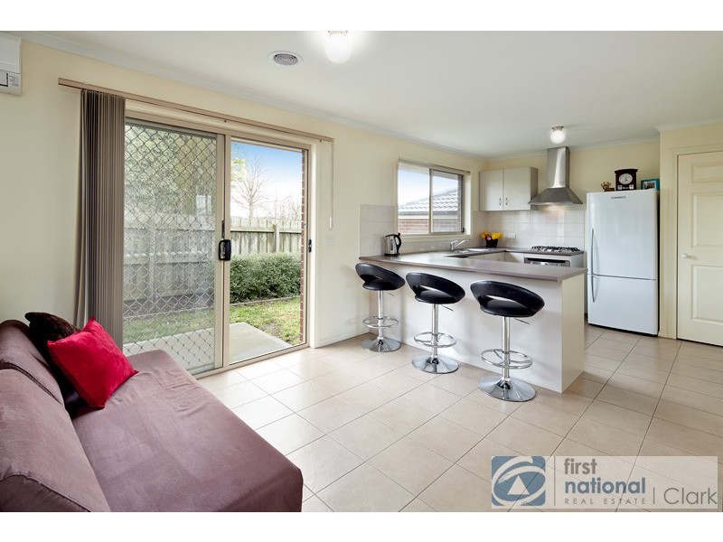 2/16 Phillip Street, Warragul VIC 3820