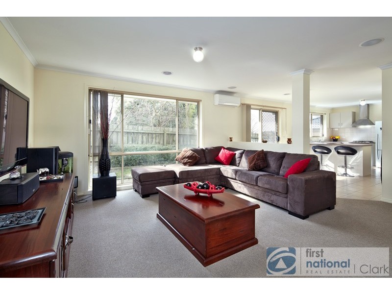 2/16 Phillip Street, Warragul VIC 3820
