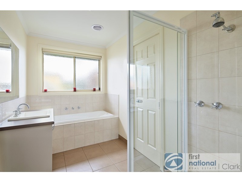 2/16 Phillip Street, Warragul VIC 3820