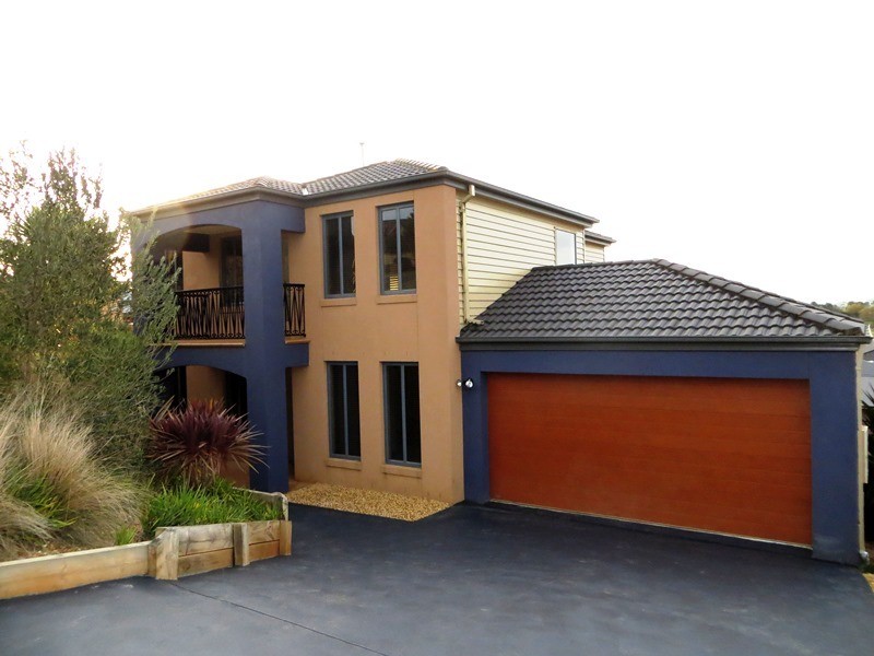 11 Nicolas Court, Warragul VIC 3820