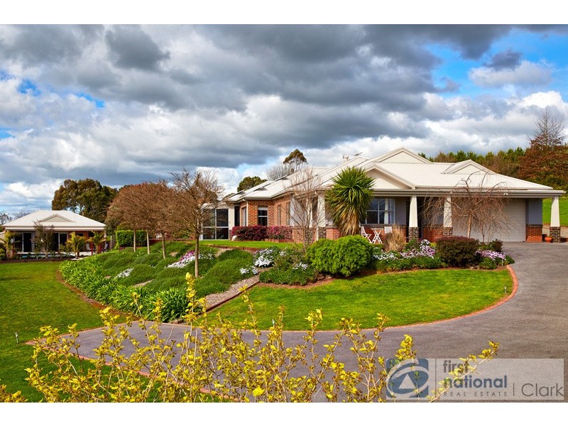 14 Settlers Rise, Drouin VIC 3818