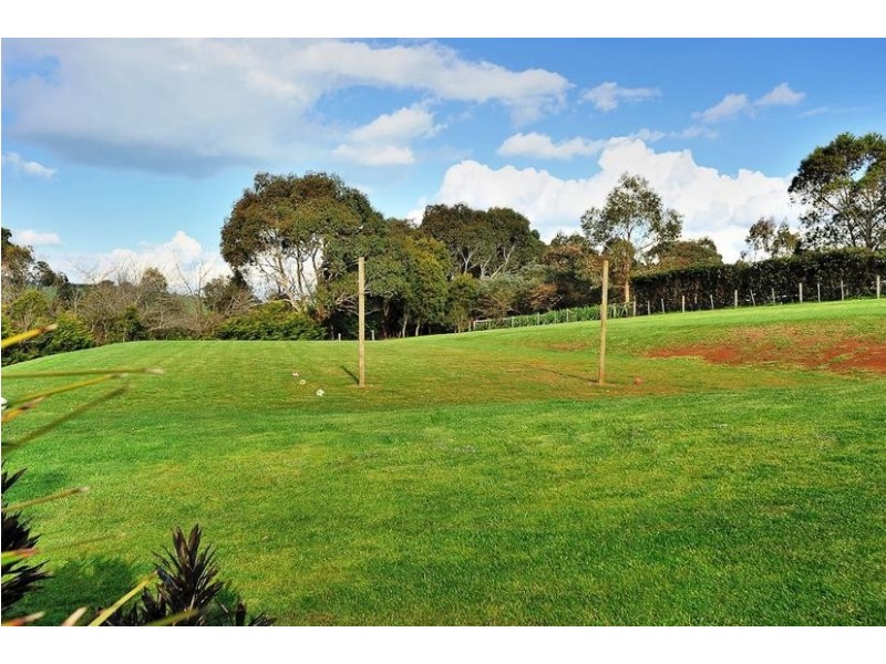 14 Settlers Rise, Drouin VIC 3818
